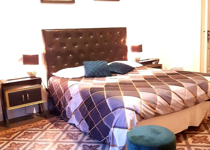 Morosoli Palace B&B